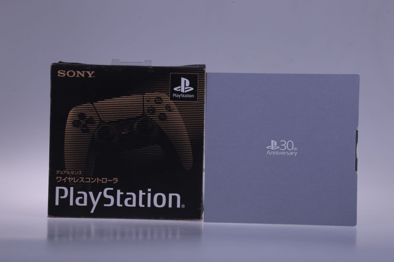 دسته لیمیتید ادیشن 30 Years Anniversary