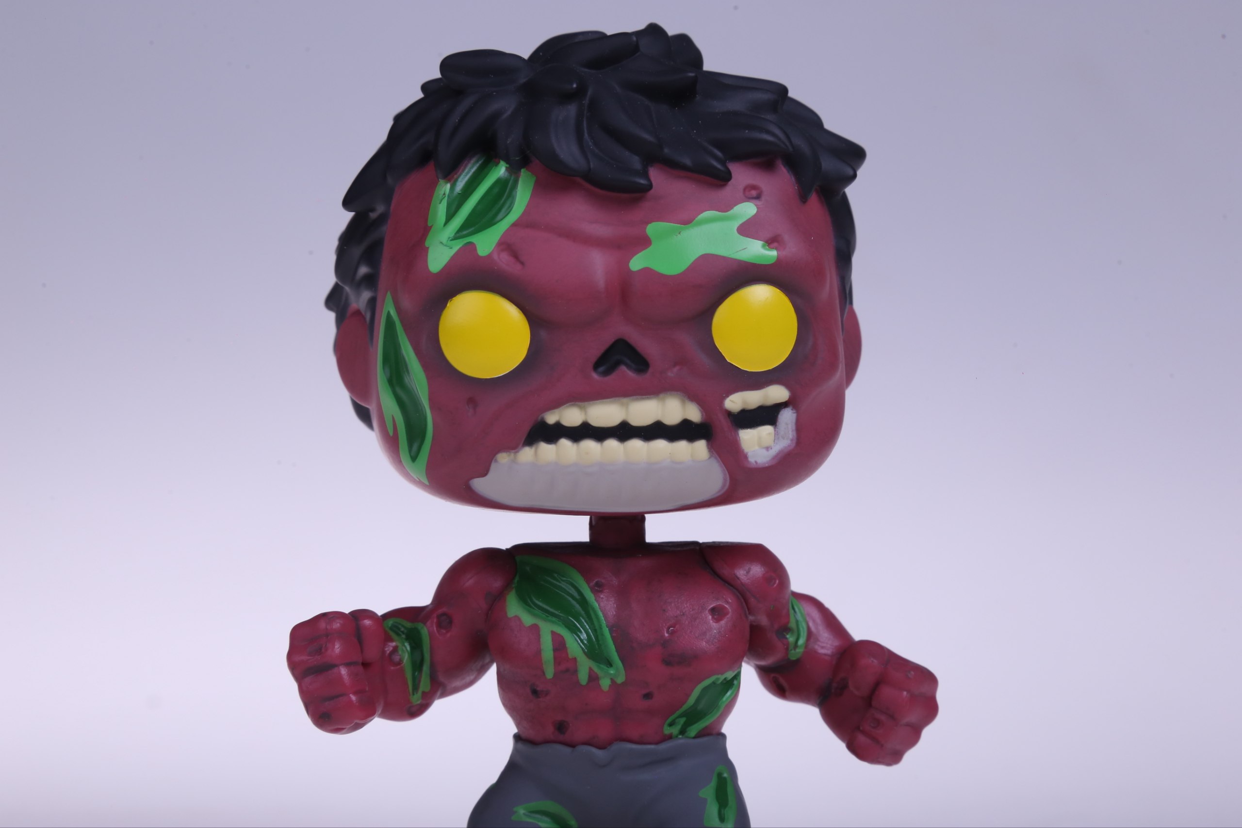 Funco pop(Zombie Red Hulk)