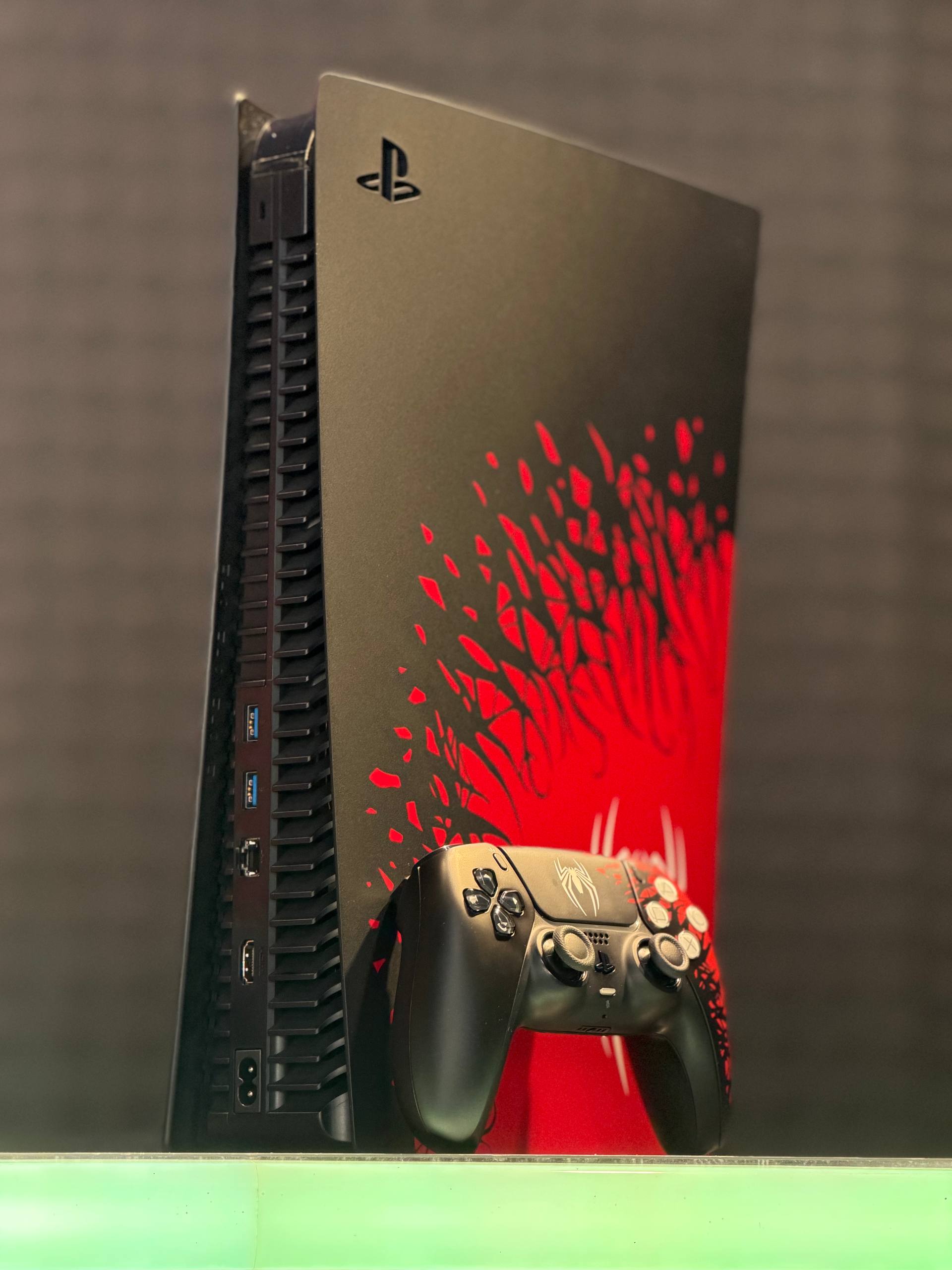 Playstation 5-FAT Standard Limited Edition Spider Man Bundle